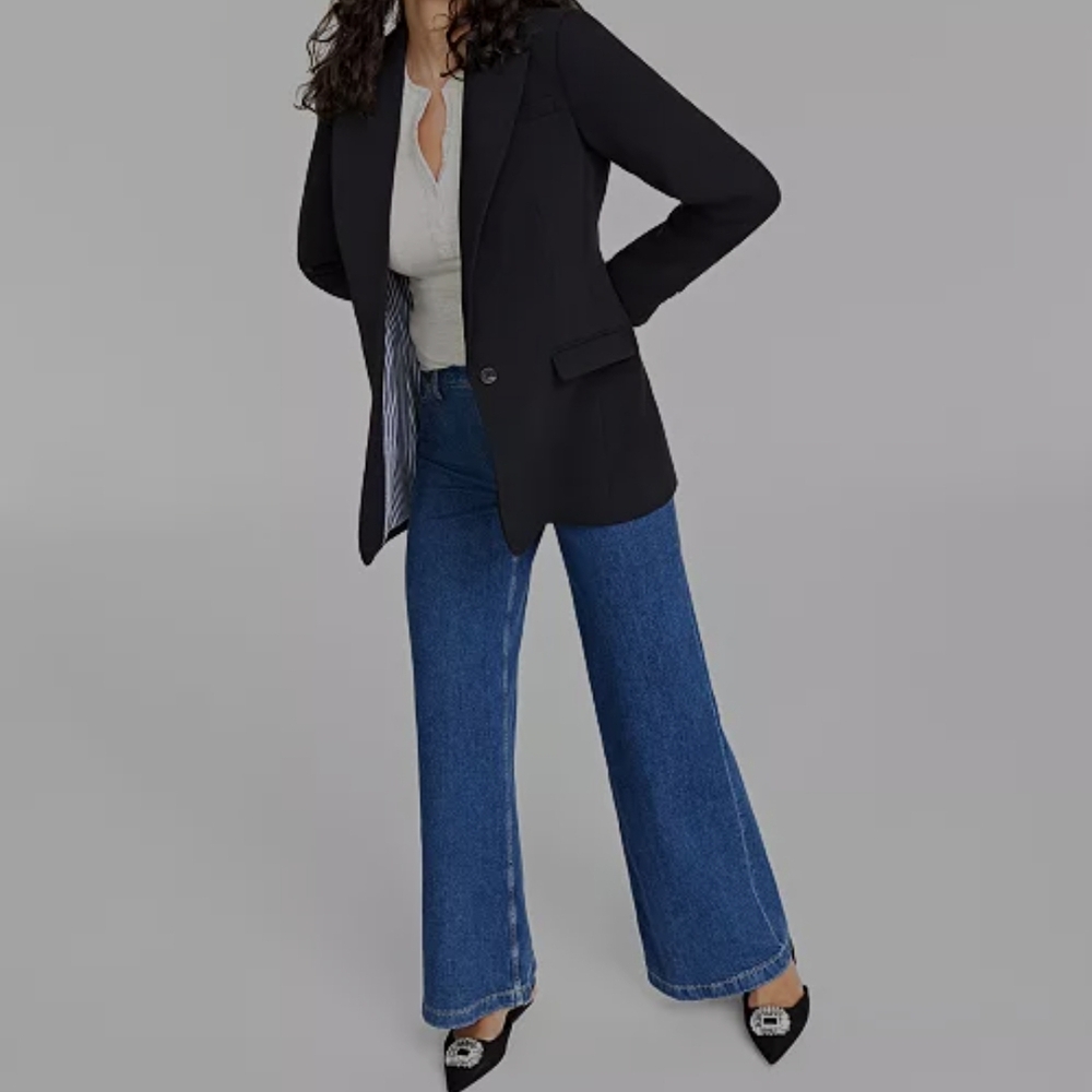 Women's Solid One-Button Boyfriend Blazer - image 1
